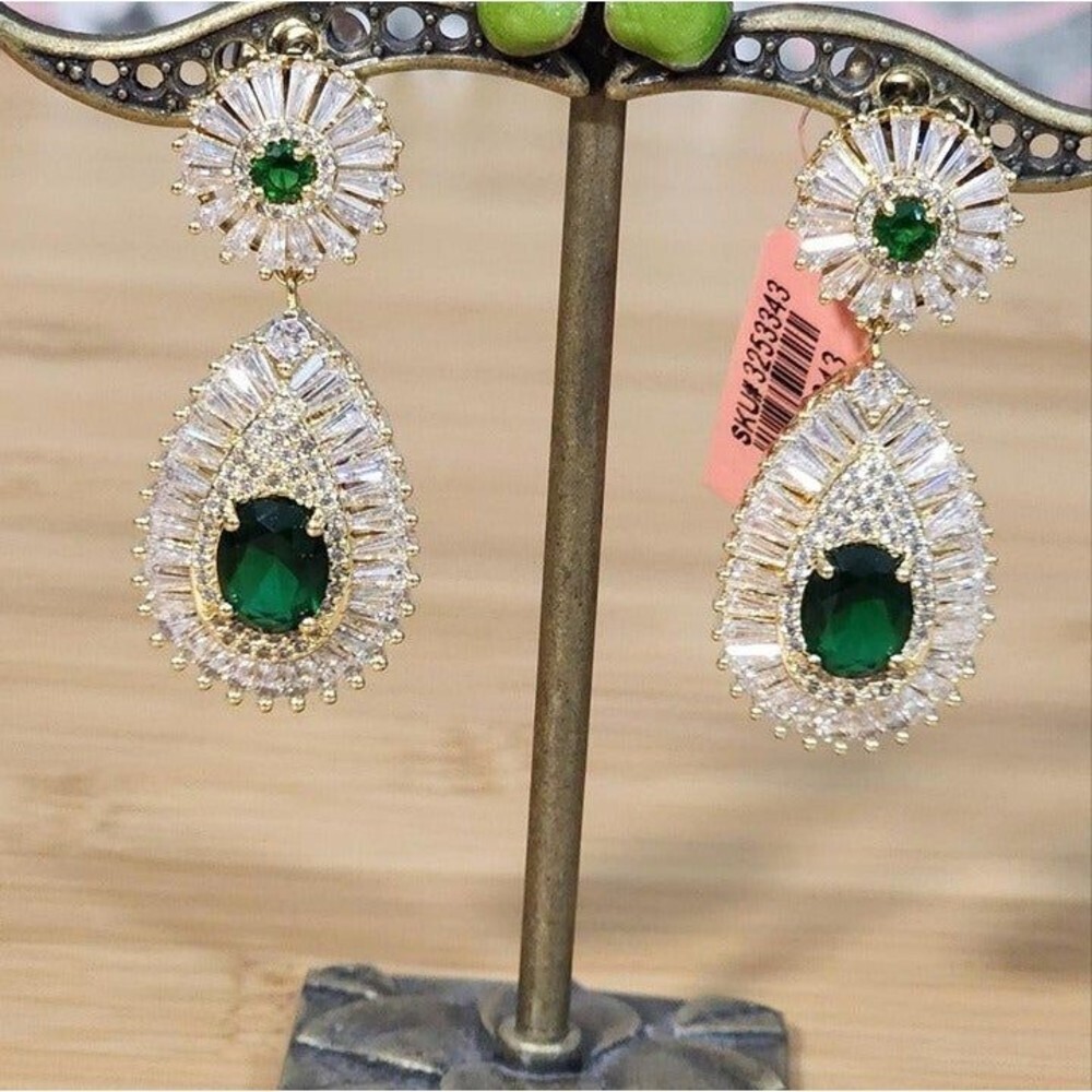 Green Sapphire and Diamond Drop Earrings 18k Gold Plated 7.50 ctw